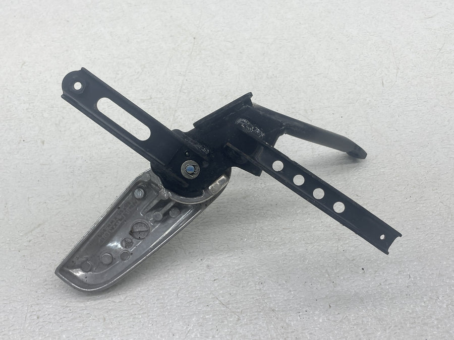 2011 HONDA PCX125 FRONT FOOT RESTS PEGS STEPS SET PAIR