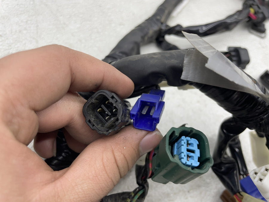 06-15 YAMAHA FZ1 MAIN ENGINE WIRING HARNESS MOTOR WIRE LOOM