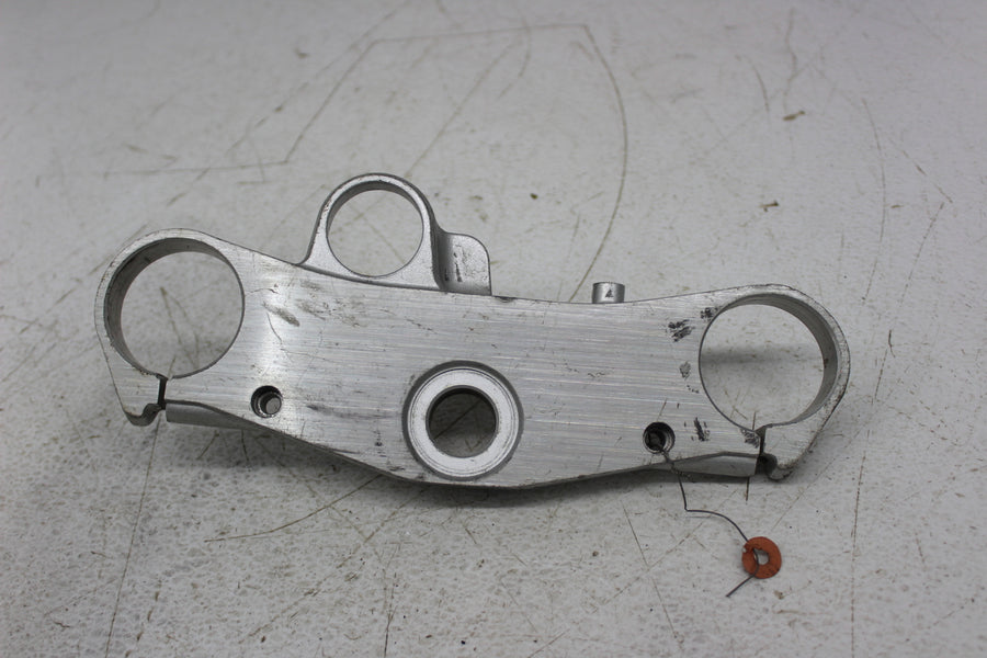 97 YAMAHA YZF1000 FORKS UPPER TRIPLE TREE CLAMP