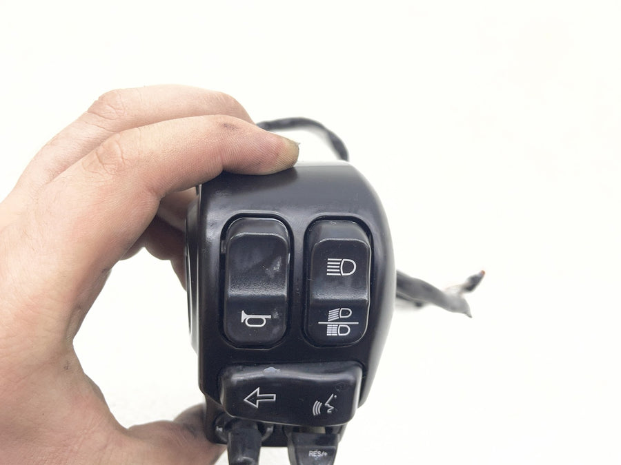 17-23 HARLEY-DAVIDSON ELECTRA GLIDE ULTRA LIMITED FLHTK LEFT CONTROL SWITCH
