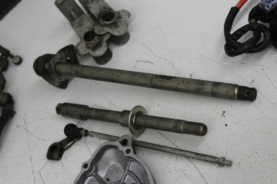 97 SUZUKI BANDIT 600 GSF600S PARTS AND HARDWARE NUTS BOLTS IGNITION ENGINE