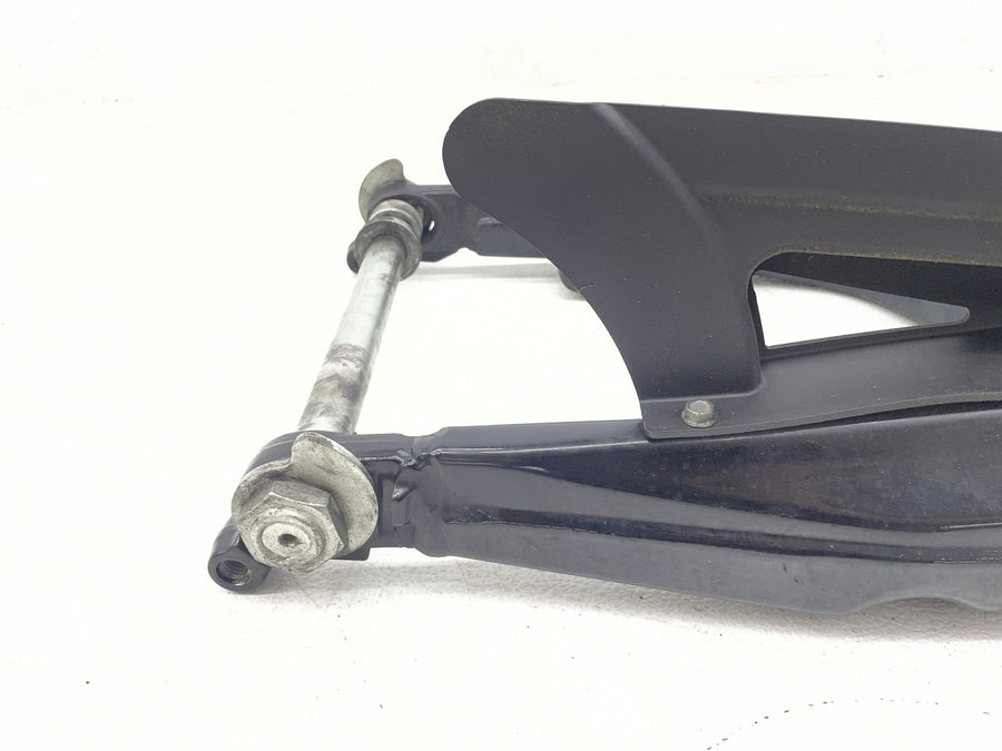 07-11 HARLEY-DAVIDSON ELECTRA GLIDE ULTRA CLASSIC FLHTCU REAR SWINGARM