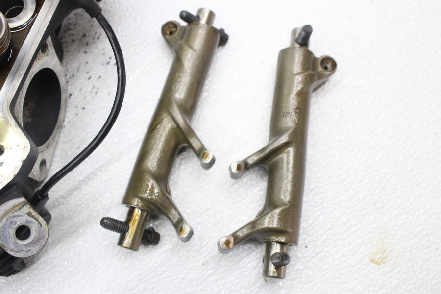 18-24 HARLEY-DAVIDSON HERITAGE SOFTAIL 107CI ENGINE FRONT CYLINDER HEAD VALVES