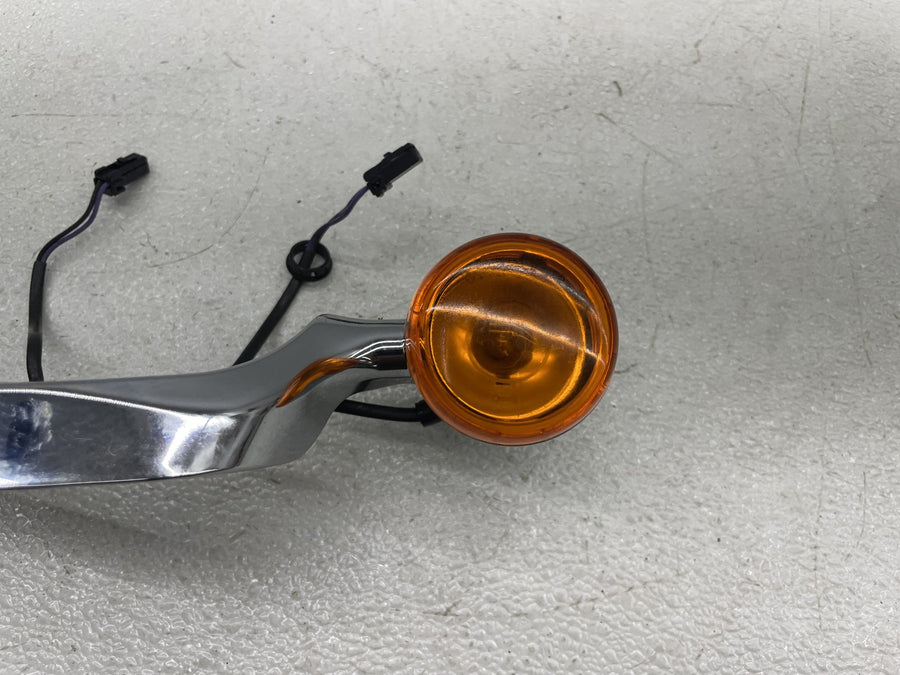 18-24 HARLEY-DAVIDSON HERITAGE CLASSIC FLHCS 114 REAR BACK TURN SIGNAL BAR MOUNT