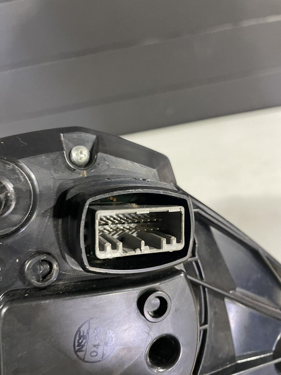 09-11 SUZUKI GSXR1000 SPEEDO TACH GAUGES DISPLAY CLUSTER SPEEDOMETER TACHOMETER