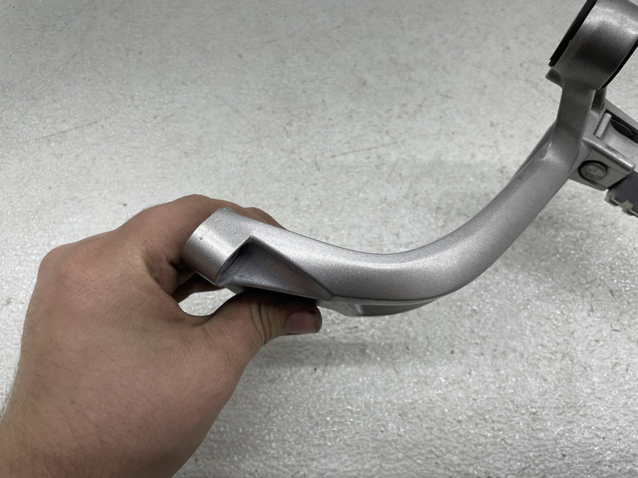 06-15 YAMAHA FZ1 RIGHT REAR BACK PASSENGER PEG