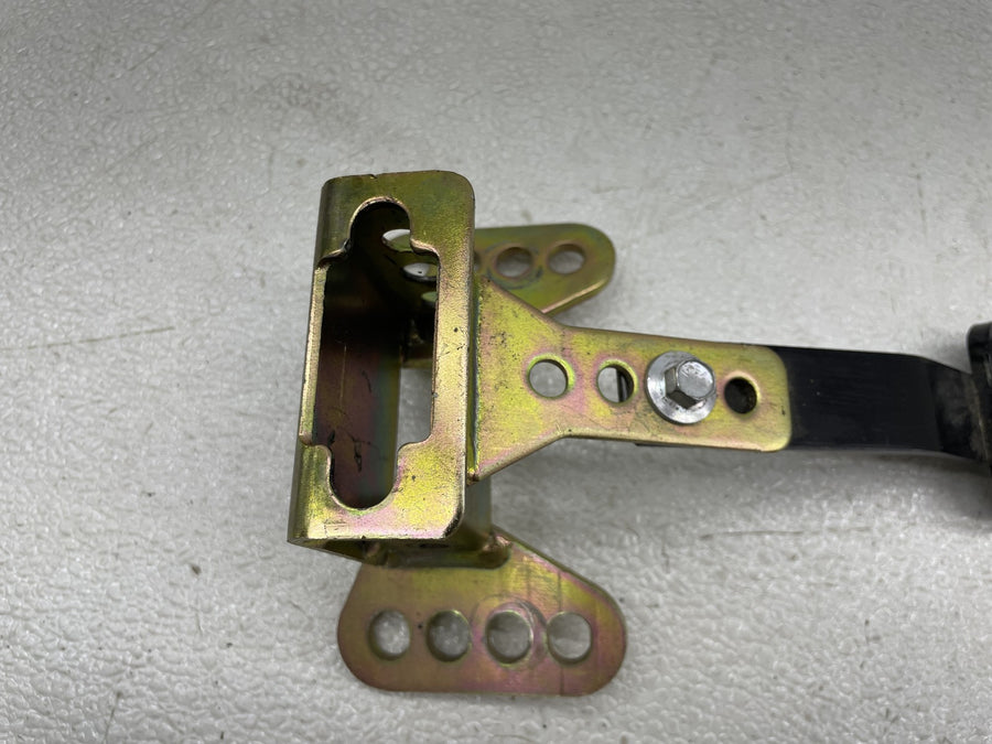 17-23 HARLEY-DAVIDSON ELECTRA GLIDE ULTRA LIMITED FLHTK BACKREST MOUNT BRACKET