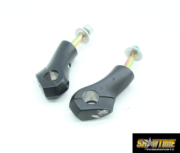 15-17 VICTORY GUNNER HANDLEBAR RISERS RISER CLAMP SET