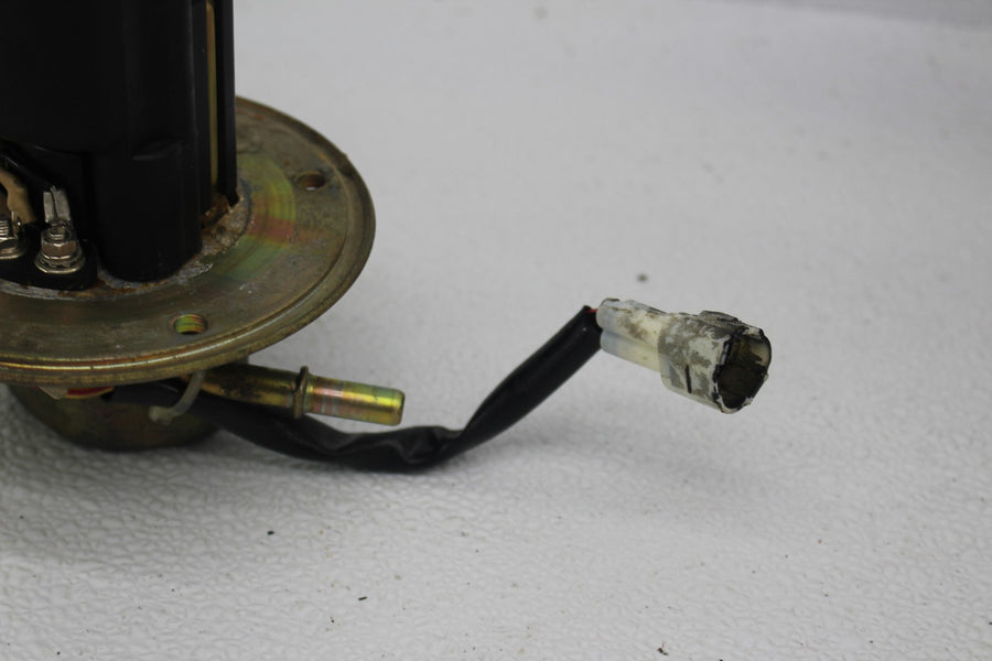 04-05 SUZUKI GSXR600 GSXR 600 FUEL PUMP GAS PETROL SENDER UNIT 15100-29G00