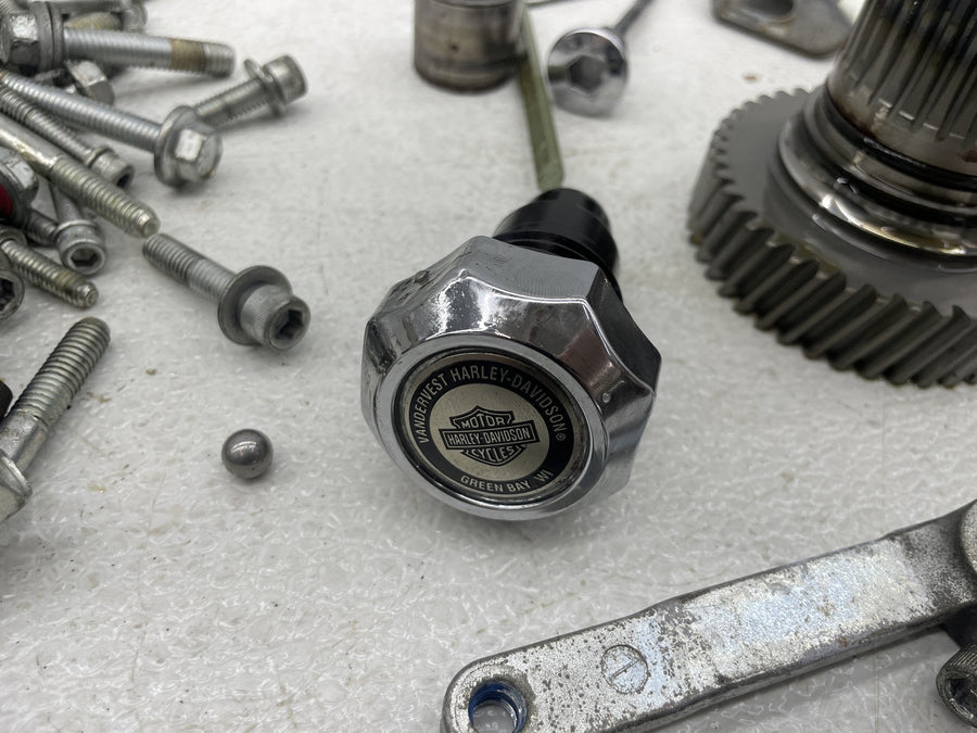 13 HARLEY-DAVIDSON ROAD GLIDE CVO CUSTOM TWIN CAM 110CI ENGINE PARTS HARDWARE