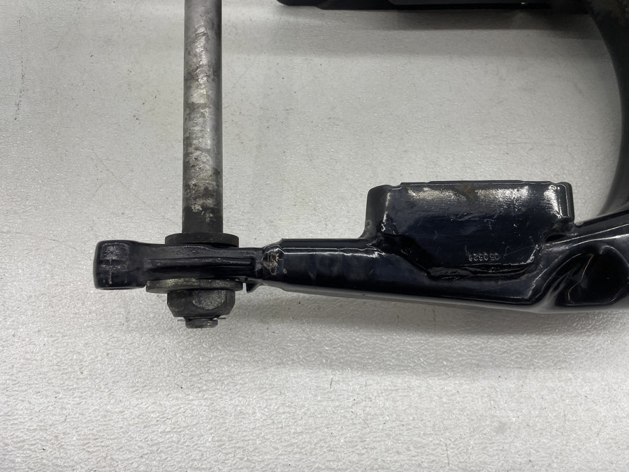 13 HARLEY-DAVIDSON ROAD GLIDE CVO CUSTOM FLTRXSE2 REAR SWINGARM SUSPENSION ARM