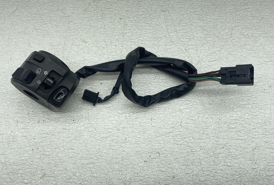 07-08 KAWASAKI NINJA ZX6R LEFT RIGHT SWITCHES CONTROL HEADLIGHT SIGNAL ON OFF
