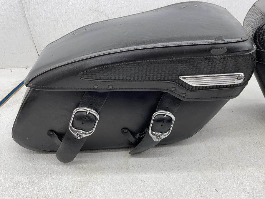 07-11 HARLEY-DAVIDSON ROAD KING CLASSIC FLHRC LEATHER SADDLEBAGS STORAGE PAIR