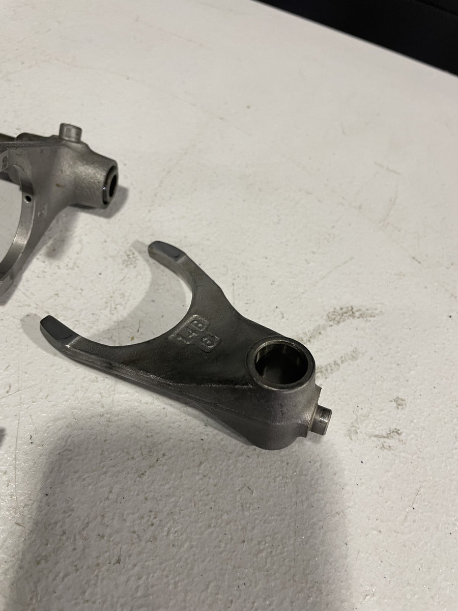 09-14 YAMAHA YZF R1 ENGINE TRANSMISSION GEARS OUTPUT MAIN SHAFT
