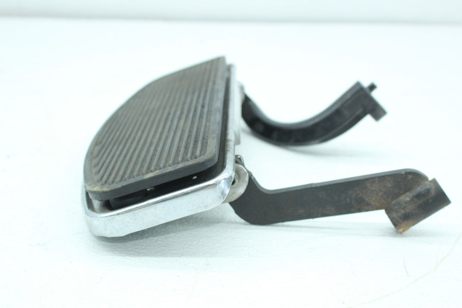 17-23 HARLEY-DAVIDSON ELECTRA GLIDE FLHTK ULTRA RIGHT FRONT FOOT REST BOARD