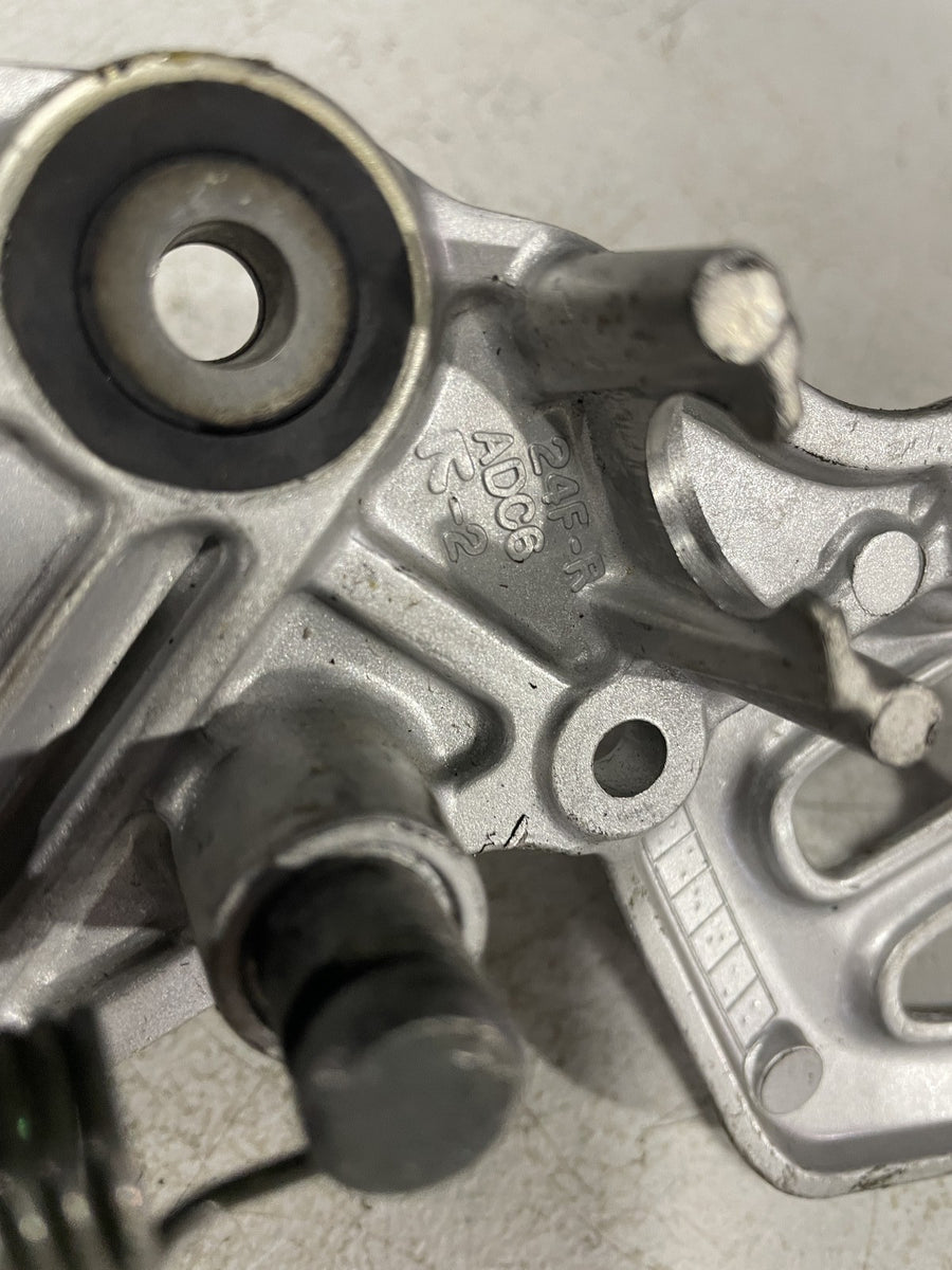 99-07 SUZUKI HAYABUSA RIGHT REARSET REAR SET DRIVER FOOT PEG REST STOP