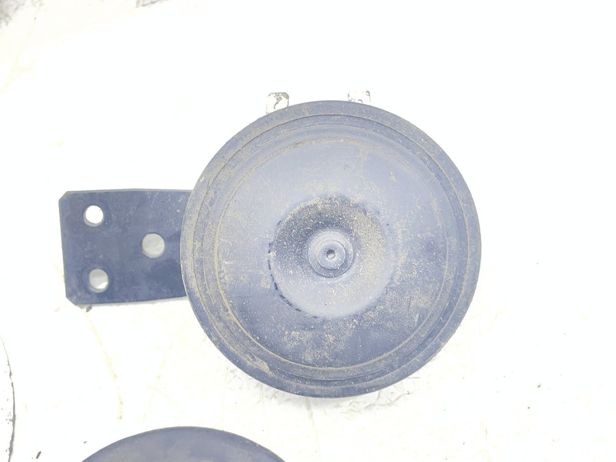 25-26 HARLEY-DAVIDSON NIGHTSTER RH975 PARTS HARDWARE FILTER COVER CUSH HORN