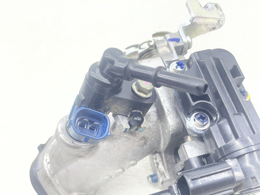 18-26 KAWASAKI Z125 PRO BR125 THROTTLE BODY BODIES MANIFOLD FUEL INJECTOR TPS