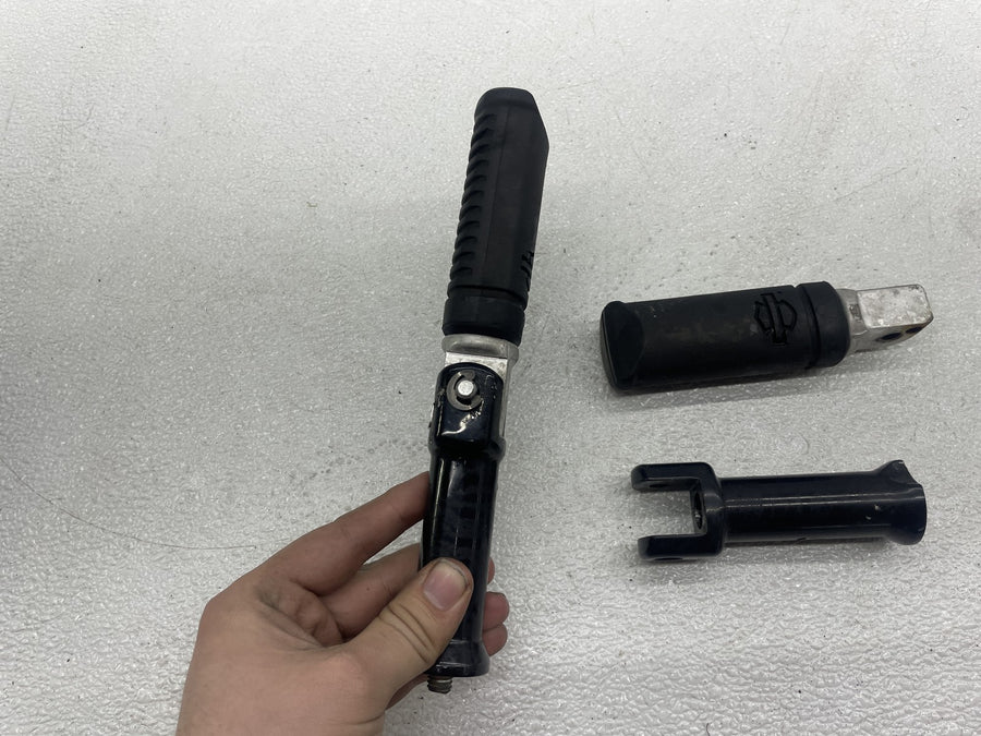 20-24 HARLEY-DAVIDSON SOFTAIL STANDARD FXST REAR PASSENGER FOOT PEGS PAIR SET