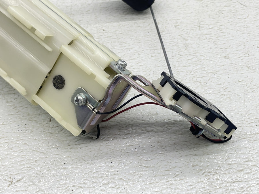 11-26 SUZUKI GSXR600 GSXR750 FUEL PUMP GAS PETROL SENDER UNIT 15100-14J01