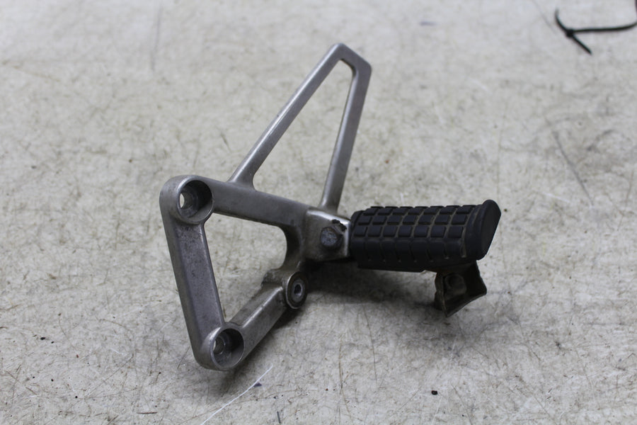 1987 HONDA CBR600F LEFT FRONT BRACKET PEG FITS 87-90