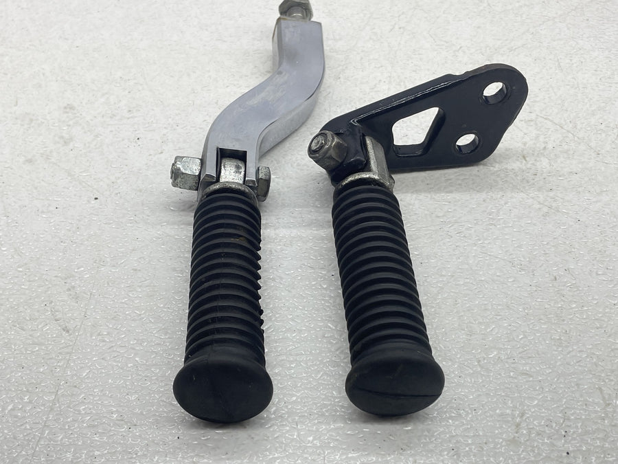 93-98 HARLEY-DAVIDSON DYNA WIDE GLIDE FXDWG REAR PASSENGER FOOT STEP PEGS