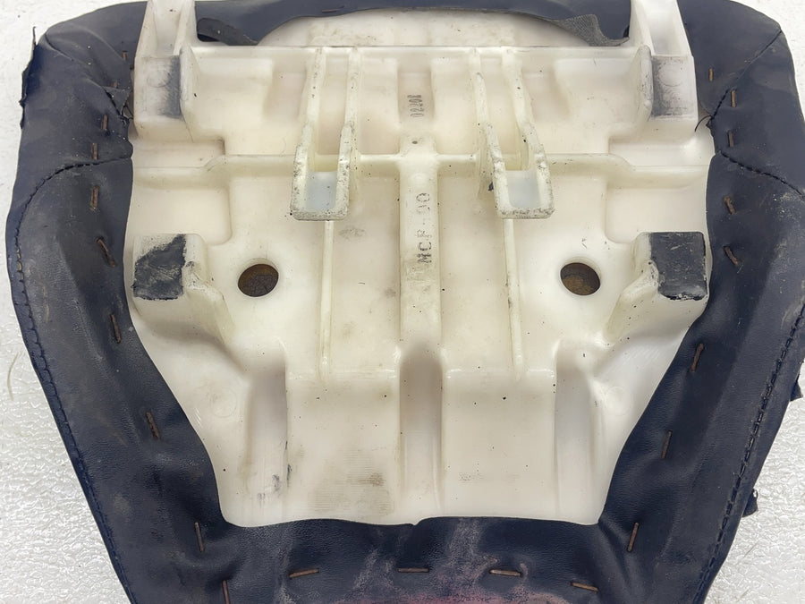 00-01 HONDA RVT1000R RC51 SP1 FRONT DRIVERS SEAT PAD SADDLE PILLION