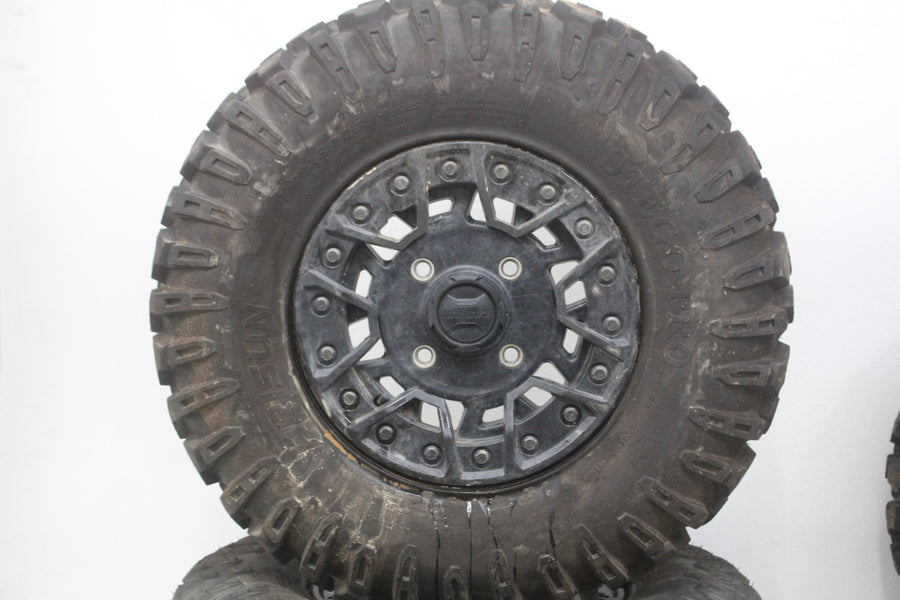 16 Can-am Defender Hd10 Xt Wheels rims (see descp)