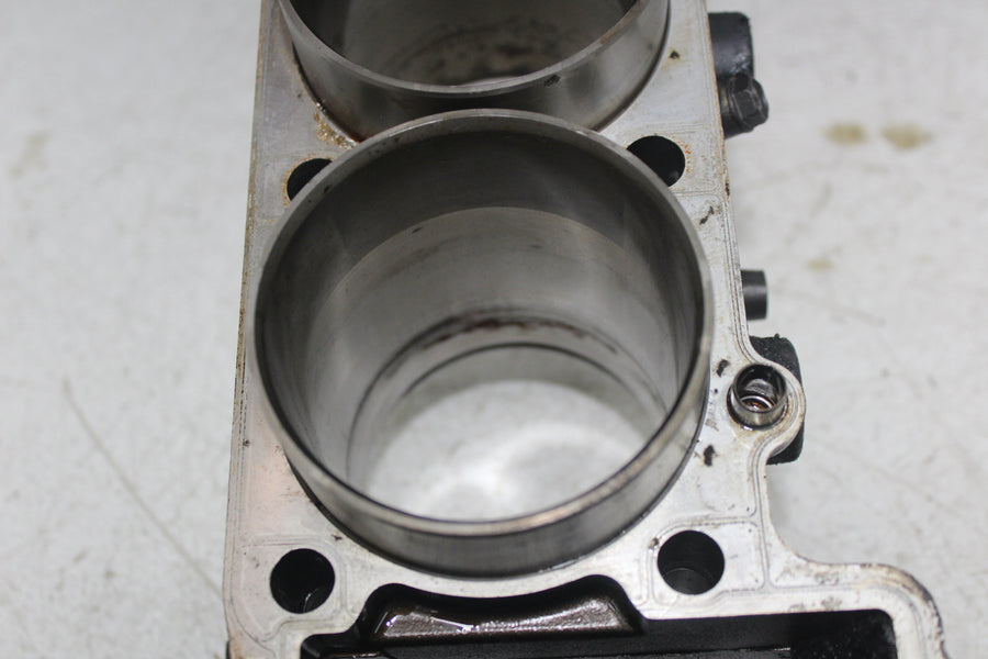 93-01 KAWASAKI NINJA ZX11 ENGINE MOTOR CYLINDER JUG