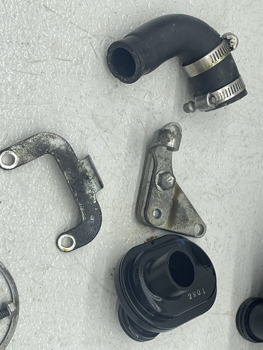 2012 SUZUKI BOULEVARD M109R ENGINE PARTS HARDWARE MANIFOLD BOLTS TUBES MOUNT