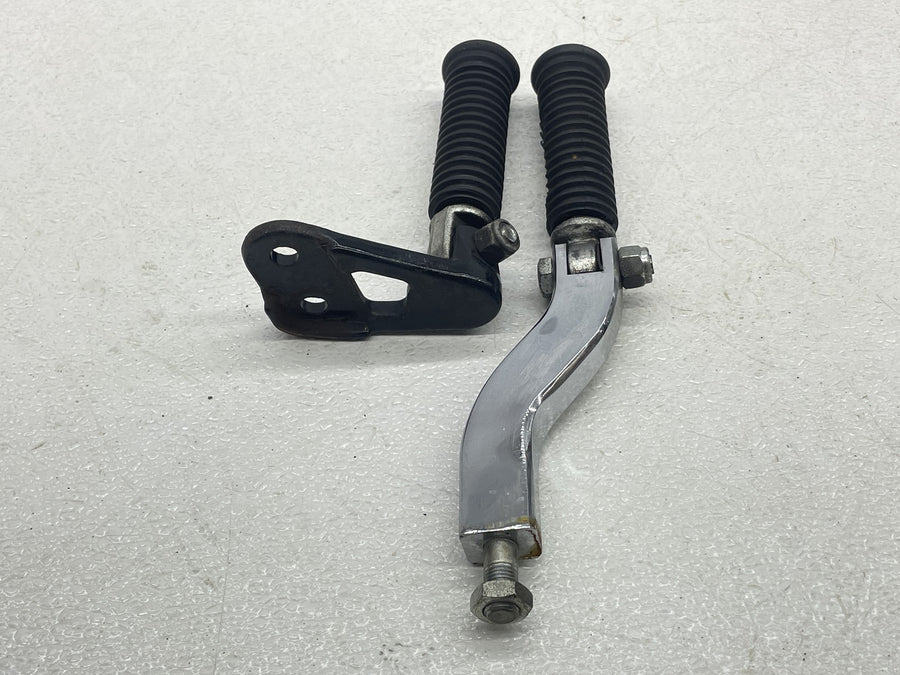 93-98 HARLEY-DAVIDSON DYNA WIDE GLIDE FXDWG REAR PASSENGER FOOT STEP PEGS