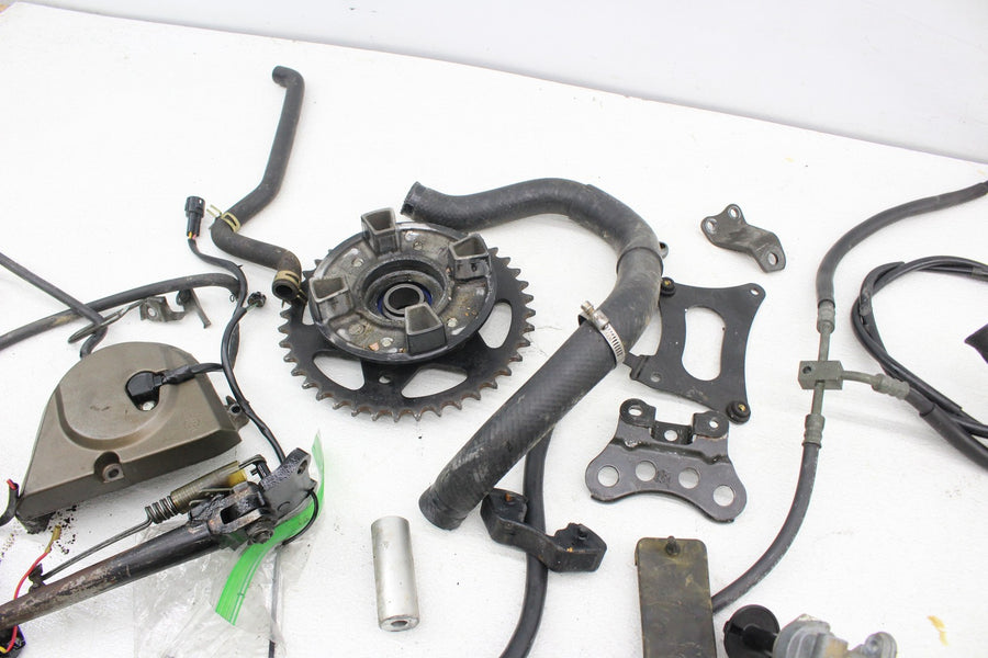 00-02 KAWASAKI NINJA ZX6R PARTS HARDWARE SPROCKET COVER THROTTLE PETCOCK BAR