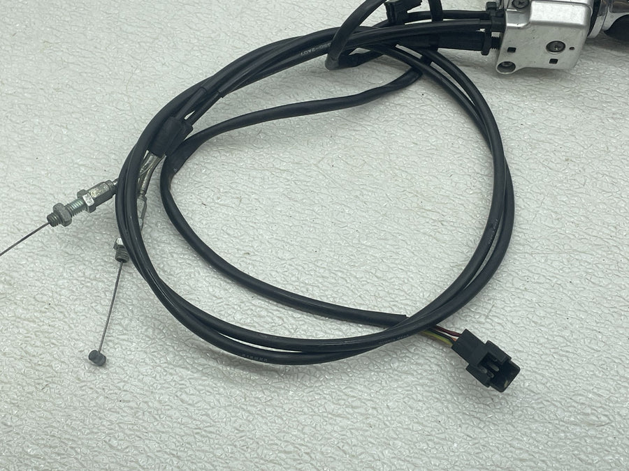 2012 SUZUKI BOULEVARD M109R RIGHT SWITCH CONTROL KILL OFF START SIGNAL THROTTLE