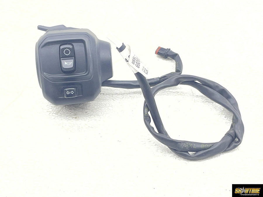 25-26 HARLEY-DAVIDSON NIGHTSTER RH975 LEFT SWITCH CONTROL HORN SIGNALS SWITCHES