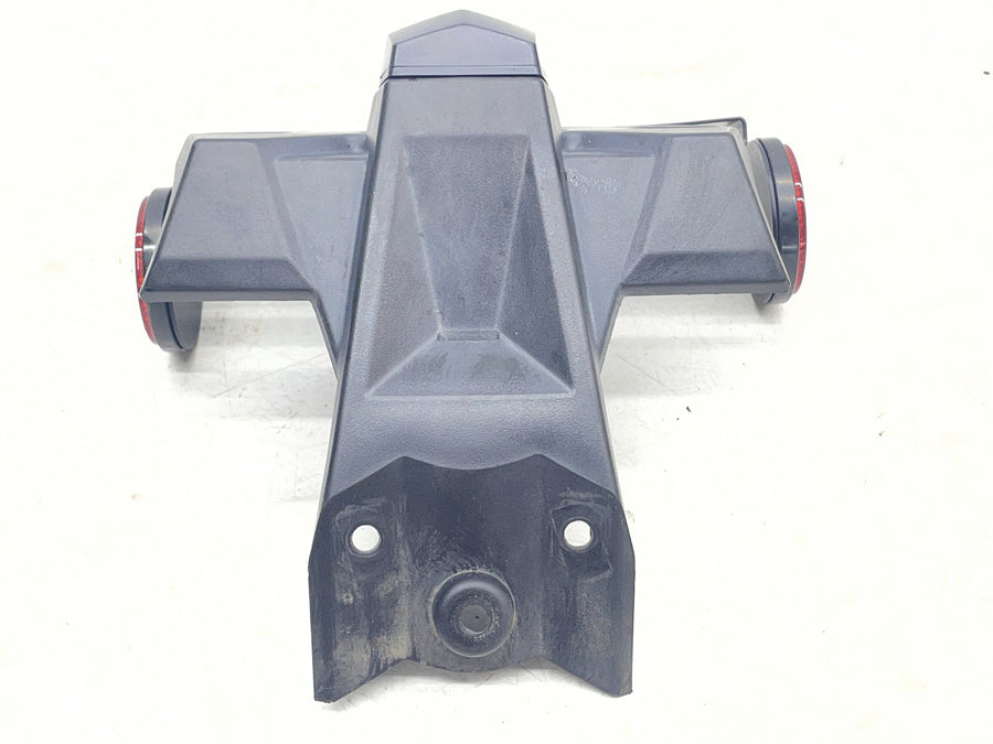 19 POLARIS SLINGSHOT SL REAR FENDER LICENSE PLATE MOUNT BRACKET LIGHT