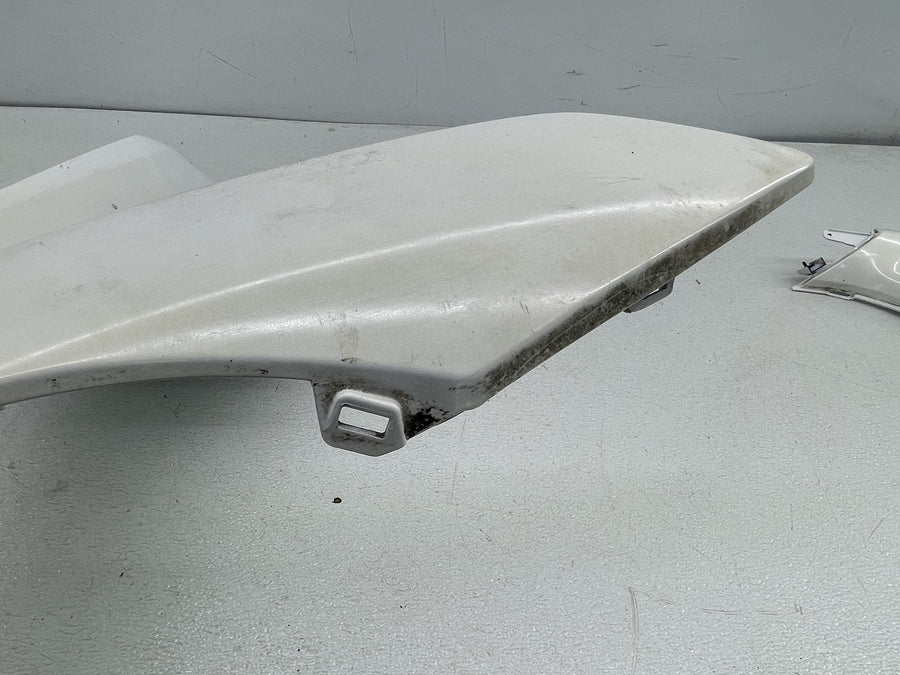 2011 HONDA PCX125 RIGHT FRONT COVER FAIRING COWL PANEL 64501-KWN-9000