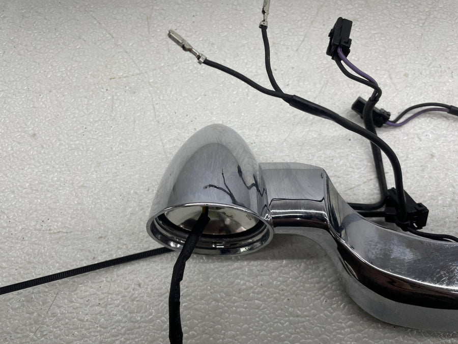 07-11 HARLEY-DAVIDSON STREET GLIDE FLHX REAR BACK TURN SIGNAL BAR MOUNT BRACKET