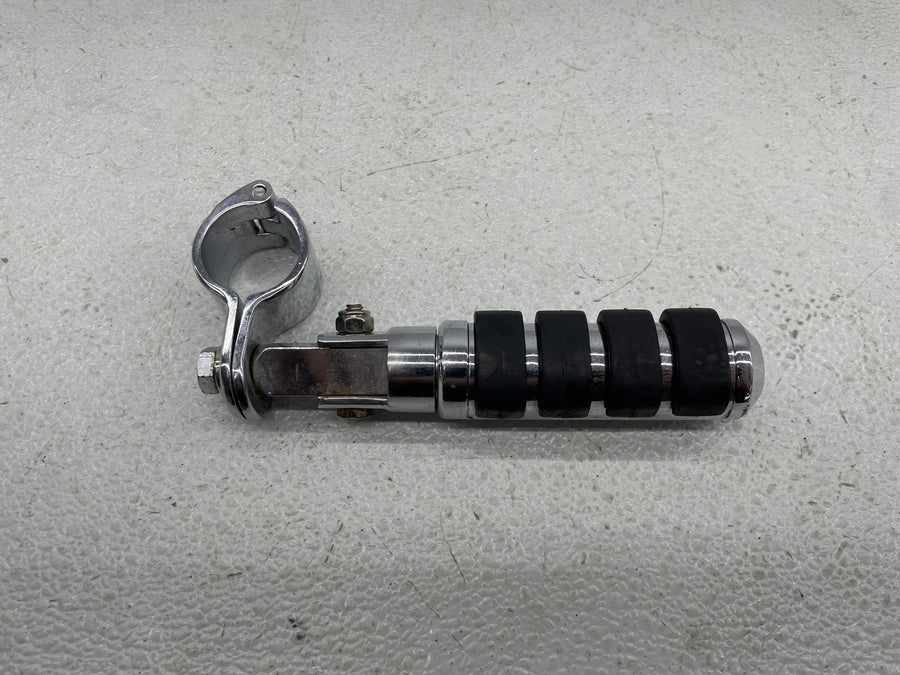 07-11 HARLEY-DAVIDSON ROAD KING FLHR FRONT FOOT RESTS PEGS STEPS SET PAIR