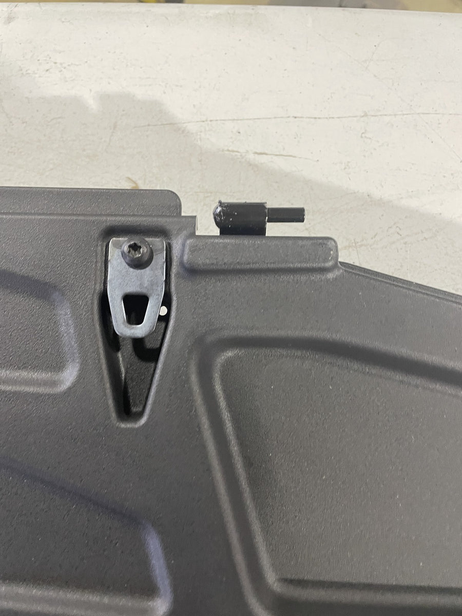 06-11 POLARIS HAWKEYE 300 FRONT FENDER STORAGE ACCESS PANEL LID