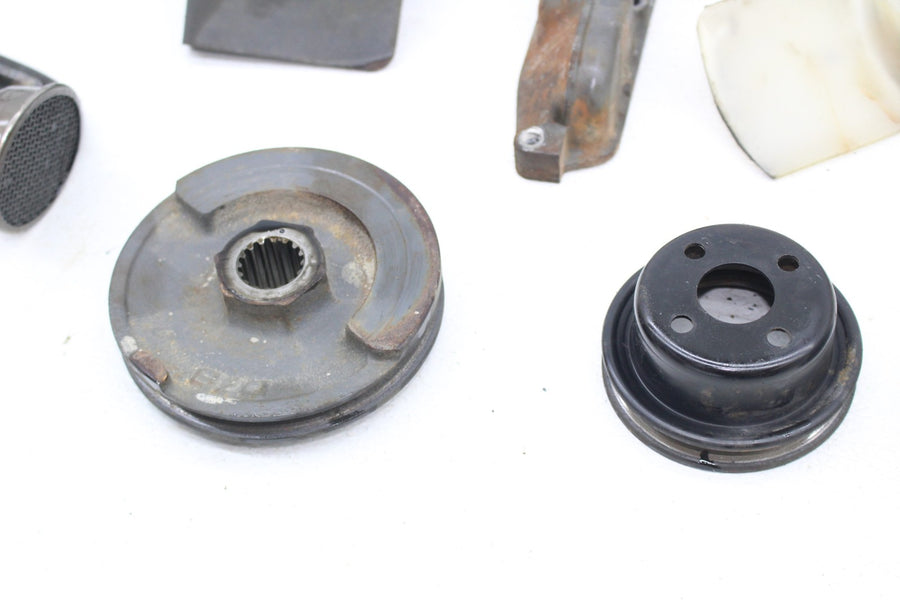 04-10 KUBOTA RTV900 ENGINE MOTOR PARTS HARDWARE GEAR SEAL FAN COVER PUMP PULLEY