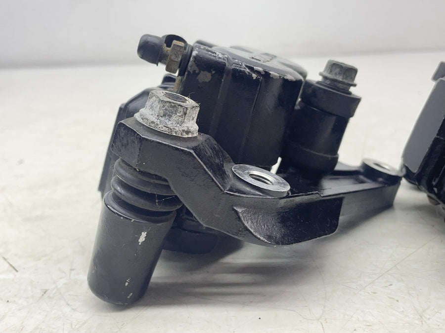 83 HONDA SHADOW 750 VT750 RIGHT LEFT FRONT BRAKE CALIPER SET PAIR CALIPERS