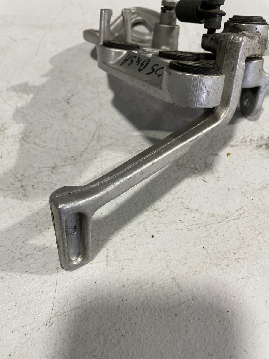99-07 SUZUKI HAYABUSA RIGHT REARSET REAR SET DRIVER FOOT PEG REST STOP