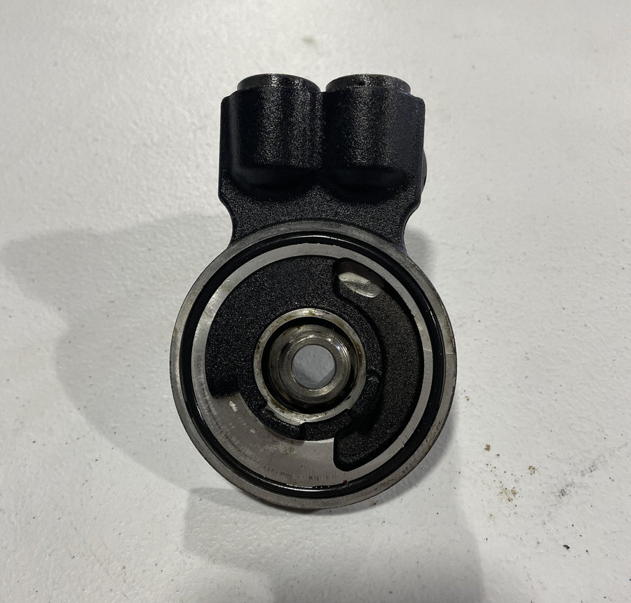 07-11 HARLEY-DAVIDSON ENGINE MOTOR OIL COOLER FILTER MOUNT