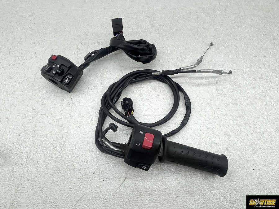 15-21 KAWASAKI VERSYS 650 KLE650 LEFT RIGHT SWITCHES CONTROL ON OFF HORN LIGHTS