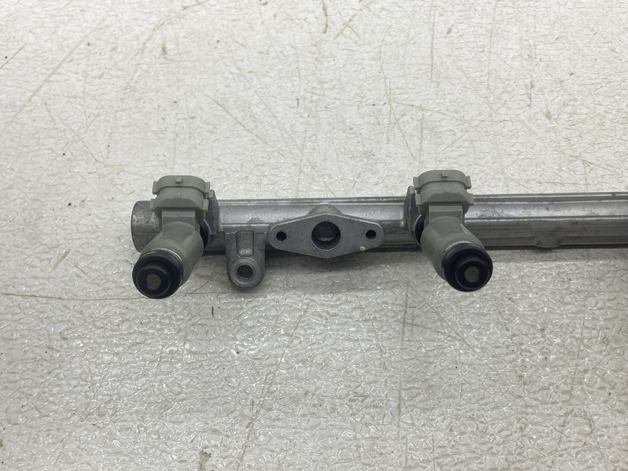 02-05 KAWASAKI NINJA ZX12R FUEL INJECTORS RAIL 16065-1377 49033-1056 49056-1056