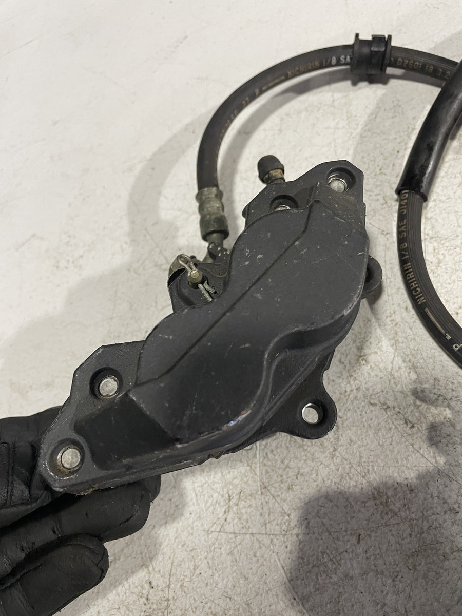 00-03 SUZUKI GSXR750 RIGHT LEFT FRONT BRAKE CALIPER PAIR CALIPERS MASTER CYLINDE