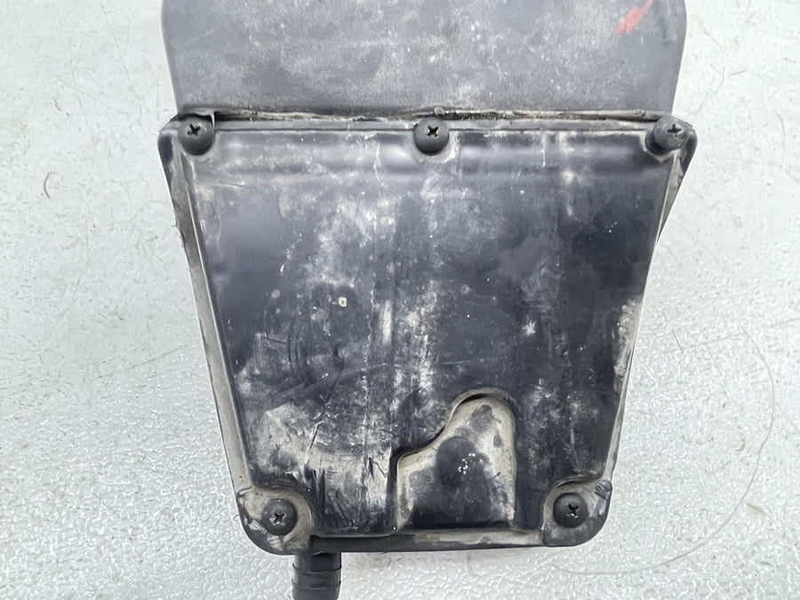 04-06 VICTORY KINGPIN AIRBOX AIR INTAKE FILTER BOX 1013720