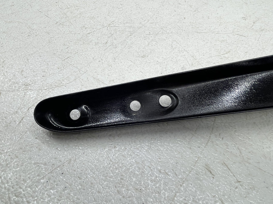 21-22 HARLEY-DAVIDSON IRON 883 XL883N REAR BACK FENDER STRUTS MOUNTS BRACKETS