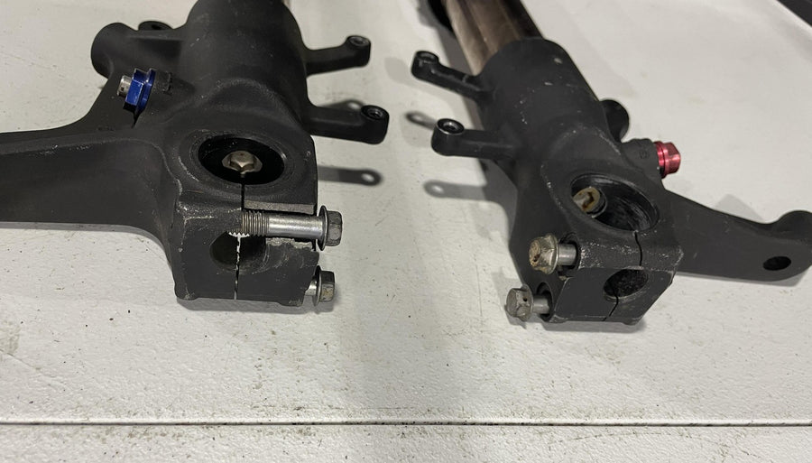 06-07 SUZUKI GSXR600 FRONT FORKS SHOCK SUSPENSION SET PAIR