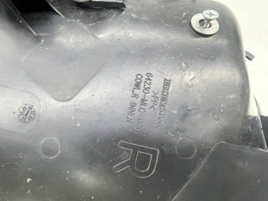 24-25 HONDA TRANSALP XL750 RIGHT INNER SIDE COVER PANEL COWL FAIRING